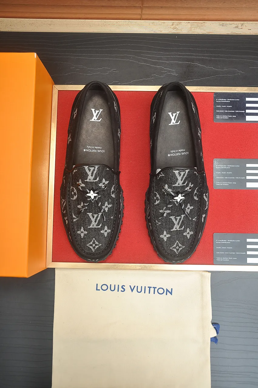 Men's men's shoes💰660💶[LOUIS VUITTON] (original order) new style🍀LV Louis Vuitton* - top version of LV classic beanie shoes! Made of imported original single cowhide, original leather side strips and wear-resistant rubber outsole! High quality products! Code number 39-45 (45 customized)